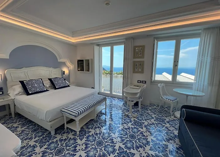 Hotel Piazzetta Diefenbach 4*