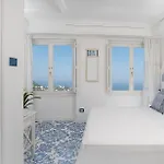 Piazzetta Diefenbach Capri
