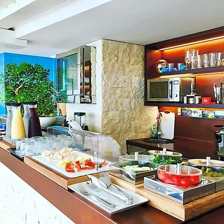 Piazzetta Diefenbach 4* Капри