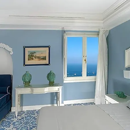 Piazzetta Diefenbach 4* Капри