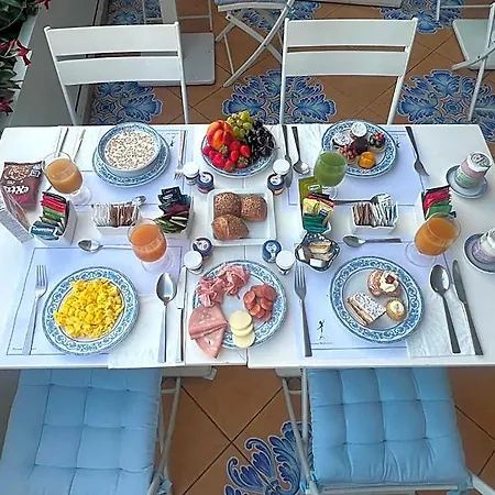 Piazzetta Diefenbach 4*