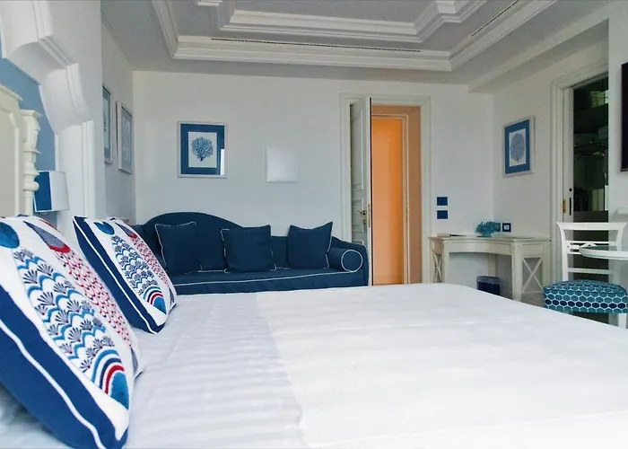 Piazzetta Diefenbach 4*