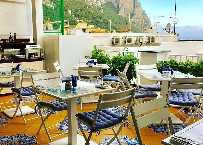 מלון Piazzetta Diefenbach 4*