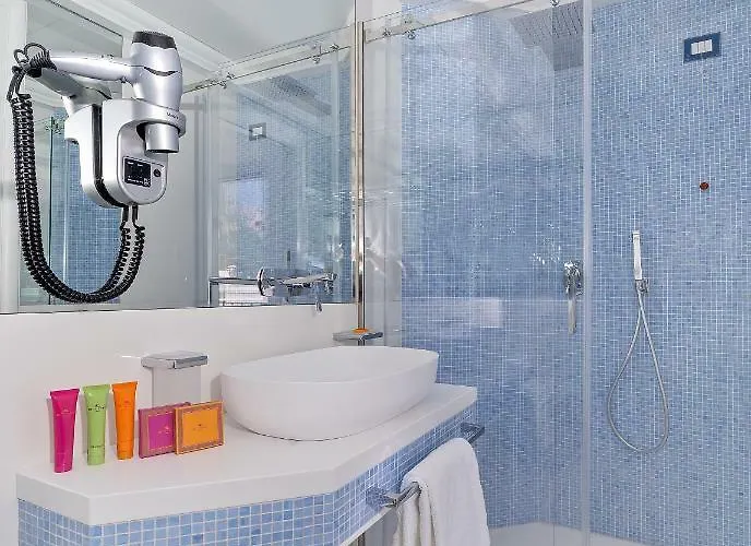 Piazzetta Diefenbach Otel 4*